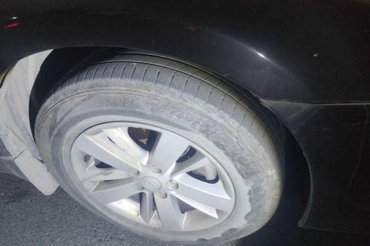 Used Nissan Teana 2011 2.0L XL Comfort Edition Right Front Wheel Hub