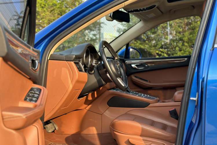 Used Zotye SR9 2017 2.0T Automatic Ultimate Light Edition