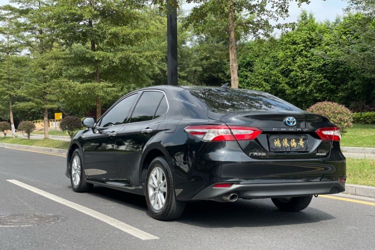 Used Toyota Camry 2022 Dual-Engine 2.5 HE Elite PLUS Edition
