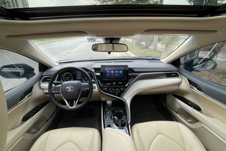 Used Toyota Camry 2022 Dual-Engine 2.5 HE Elite PLUS Edition