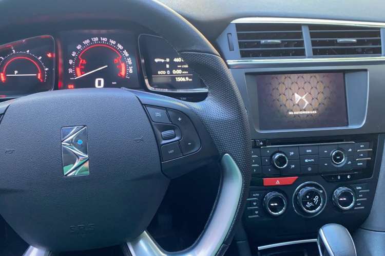 Used DS 6 2016 1.6T Luxury Edition THP160
