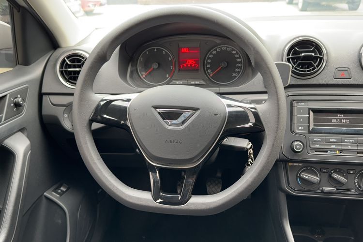 Used Jetta VA3 2021 1.5L Manual Entry-Level Version