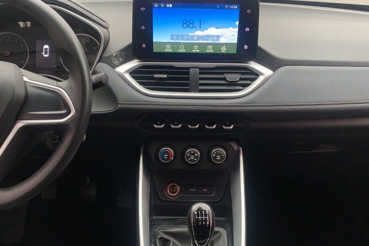 Used Baojun 530 2019 1.5T Manual Elite 7-seater China VI
