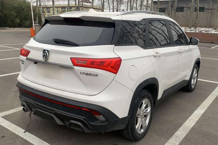 Used Baojun 530 2019 1.5T Manual Elite 7-seater China VI
