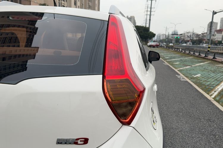 Used MG 3SW 2015 1.5L AMT Elite Model
