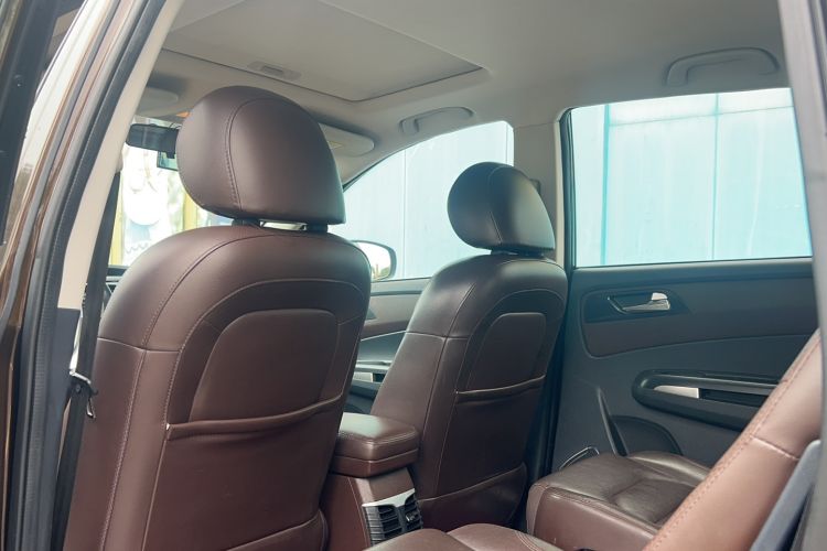 Used Haima V70 2016 1.5T Automatic - Comfort Plus Version 6 Seats