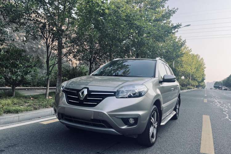 Used Renault Koleos 2014 2.5L Two-Wheel Drive Comfort Edition
