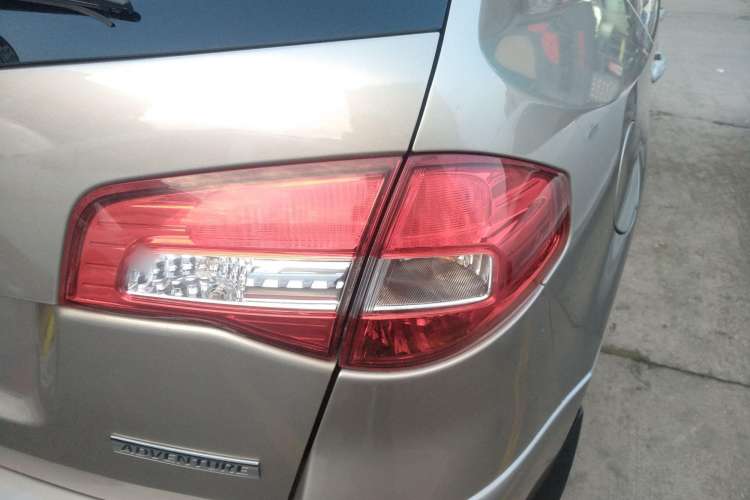 Used Renault Koleos 2014 2.5L Two-Wheel Drive Comfort Edition
