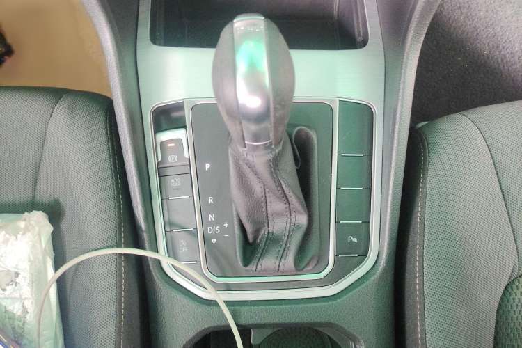 Used Volkswagen Golf Sportsvan 2016 230TSI Automatic Trend Edition
