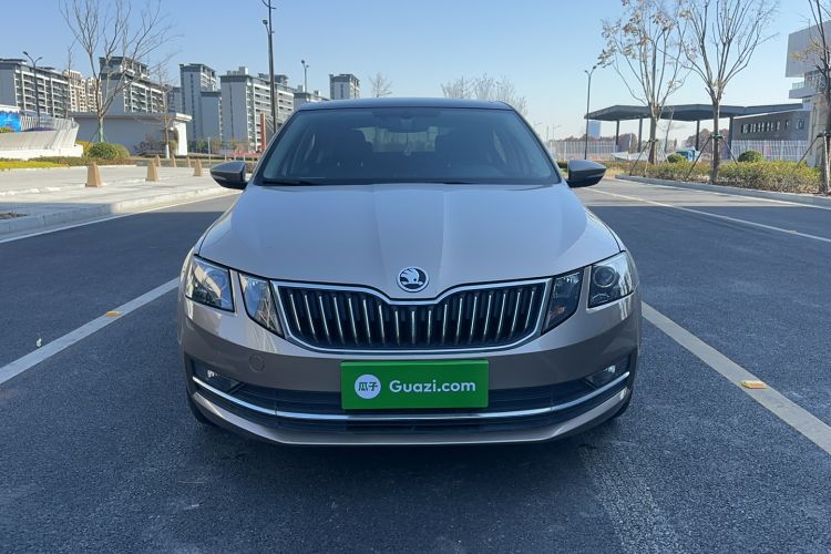 Used Skoda Octavia 2018 TSI230 DSG Luxury Edition
