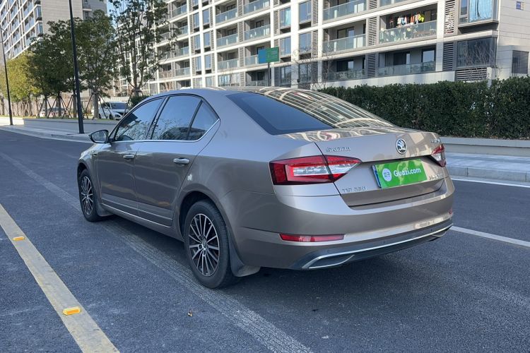 Used Skoda Octavia 2018 TSI230 DSG Luxury Edition
