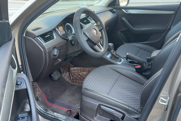 Used Skoda Octavia 2018 TSI230 DSG Luxury Edition
