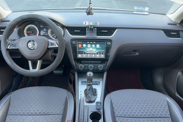 Used Skoda Octavia 2018 TSI230 DSG Luxury Edition
