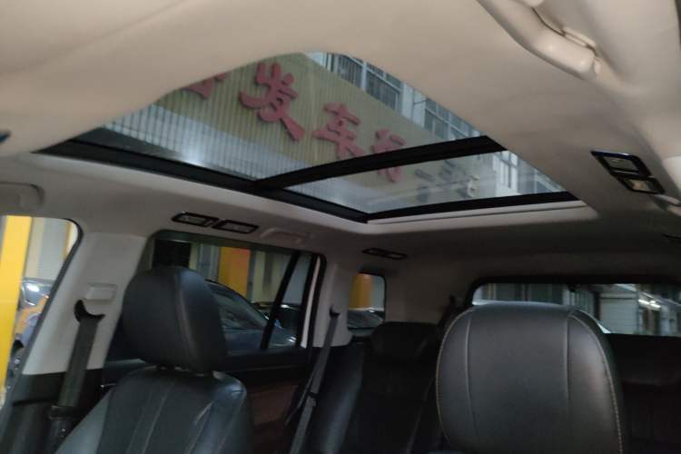 Used GAC Trumpchi GS8 2017 320T Two-Wheel Drive Luxury Smart Connectivity Version (7 Seats)