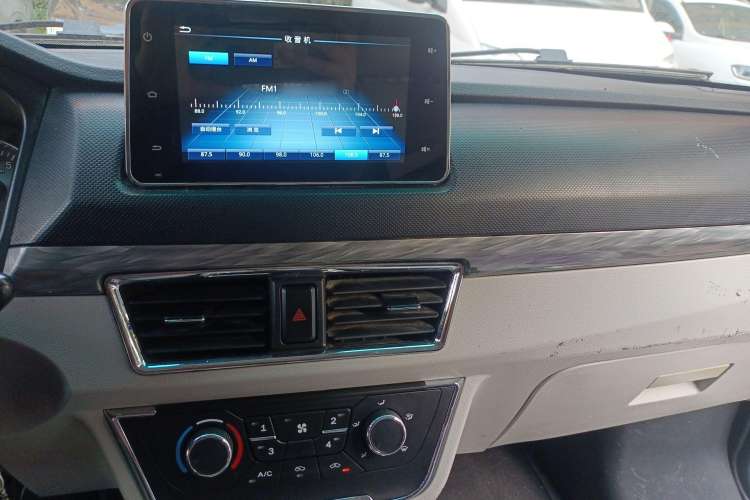 Used Jinbei New Hiace S 2021 1.6L Business Central Air-Conditioned Coach China VI Standard SWD16M
