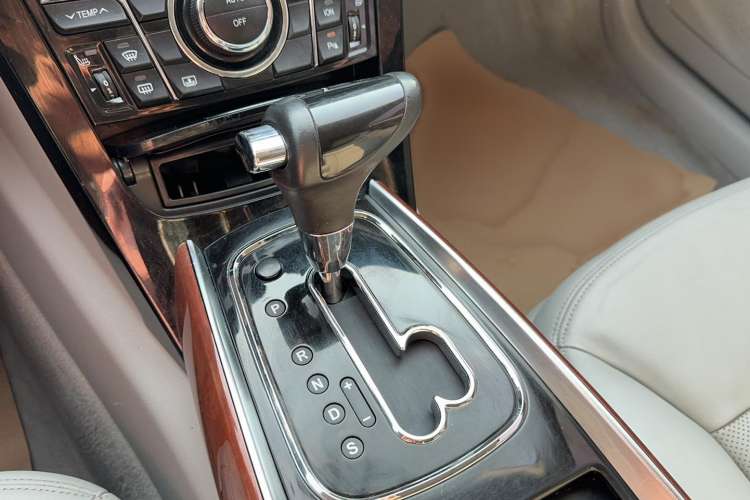 Used Hongqi H7 2013 2.0T Luxury Model