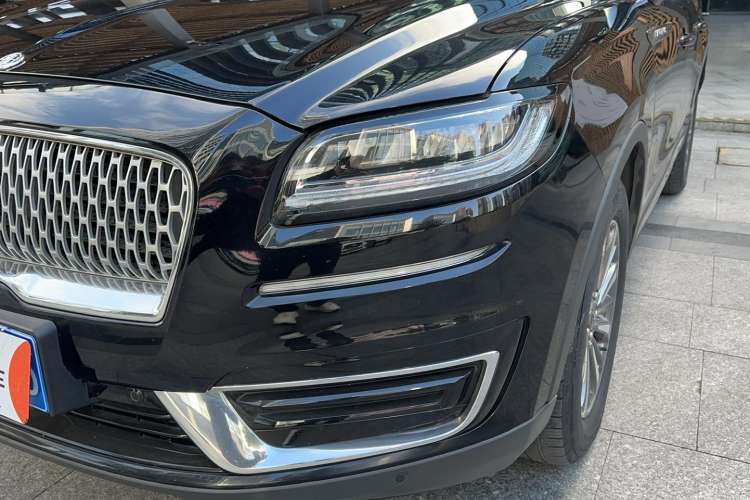 Used Lincoln Nautilus 2019 2.0T Two-Wheel Drive Luxury Edition China VI Standard
