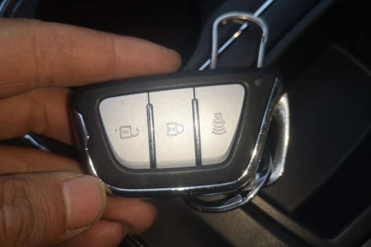 Used JAC Refine L6 MAX 2021 2.0T Automatic Luxury Version