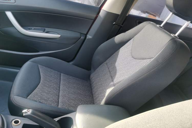 Used Peugeot 408 2011 2.0L Manual Comfort Edition
