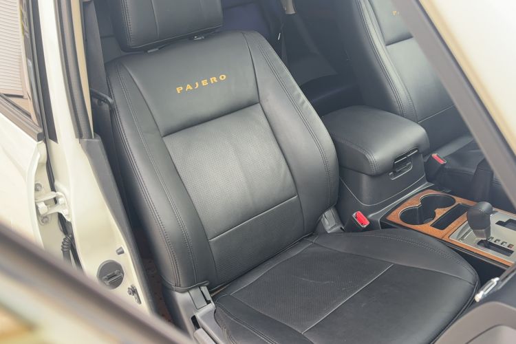 Used Mitsubishi Pajero 2019 3.0L Automatic Comfort Edition