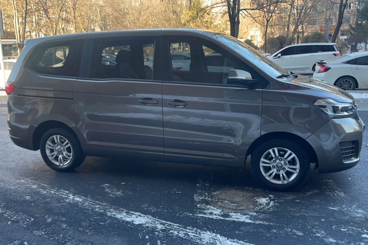 Used Huasong 7 2015 2.0T Automatic Comfort Model