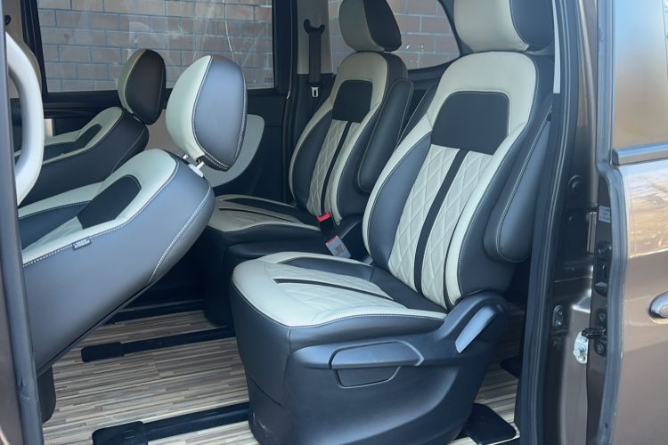 Used Huasong 7 2015 2.0T Automatic Comfort Model