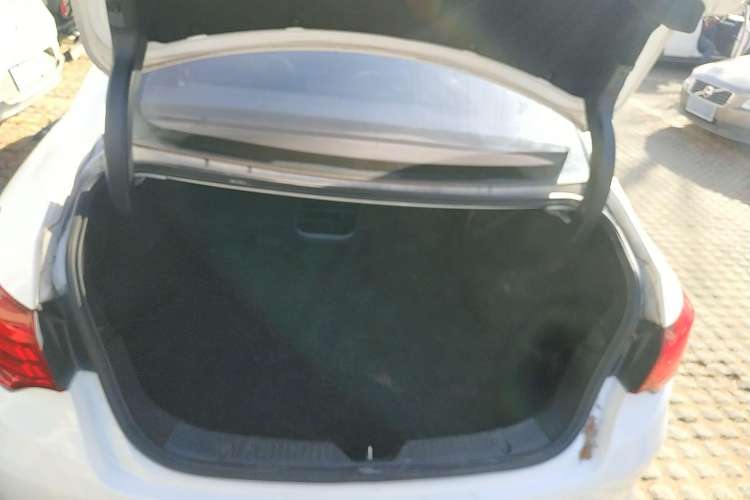 Used GAC Trumpchi GA6 2016 235T DCT Elite Edition
