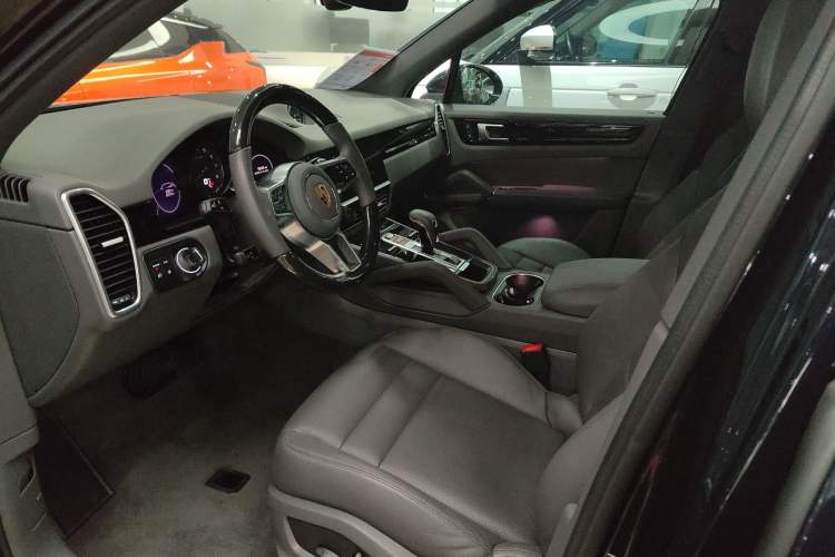 Used Porsche Cayenne E-Hybrid 2021 Cayenne E-Hybrid 2.0T