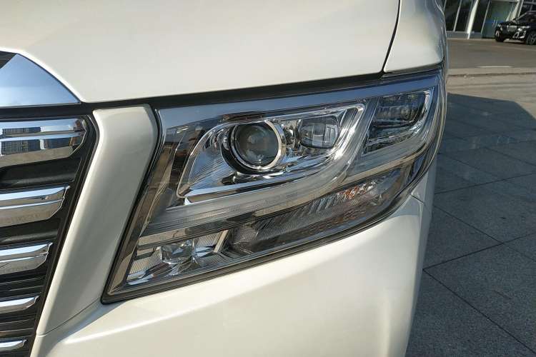 Used Toyota Alphard 2018 3.5L Prestige Edition
