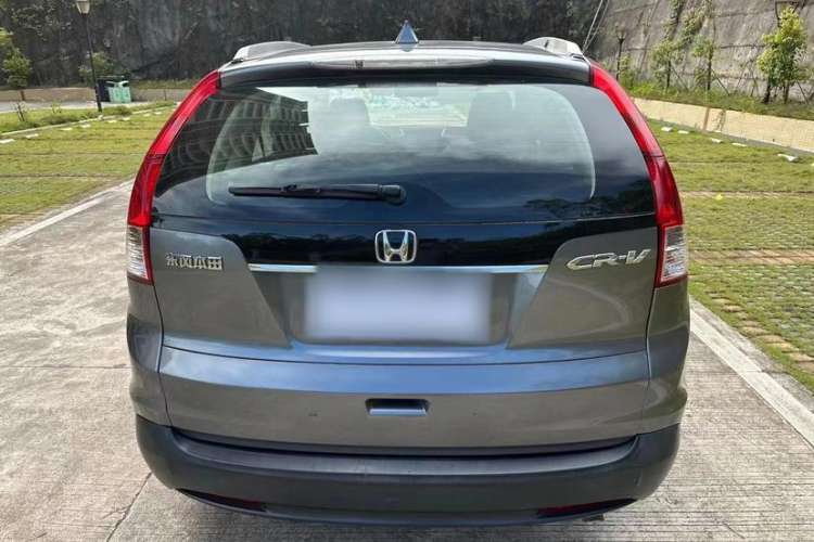 Used Honda CR-V 2012 2.0L two-wheel drive urban version
