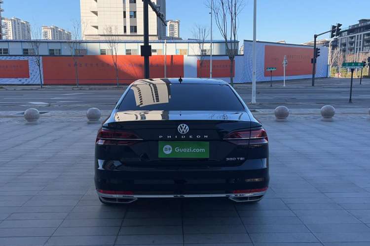 Used Volkswagen Phideon 2018 Revised Version 380TSI Two-Wheel Drive Business Edition
