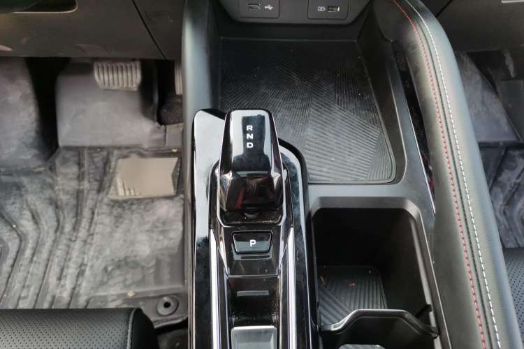 Used Geely Auto Coolray 2022 Bin Yue COOL 1.5TD DCT Ignite Edition
