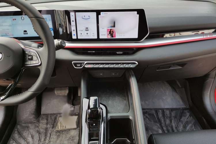 Used Geely Auto Coolray 2022 Bin Yue COOL 1.5TD DCT Ignite Edition
