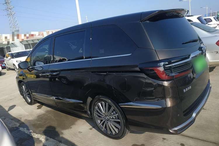 Used Honda Elysion 2022 2.0L eHEV Prestige Edition