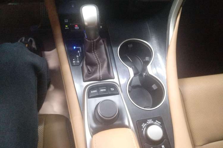 Used Lexus RX 2016 300 4x4 Elegant Edition China V-standard