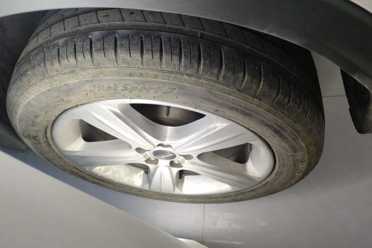 Used Lincoln MKC 2018 2.0T Two-Wheel Drive Deluxe Edition
