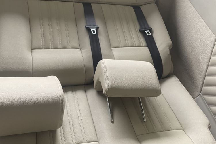 Used Mercedes-Benz Viano 2013 3.0L Navigator Edition
