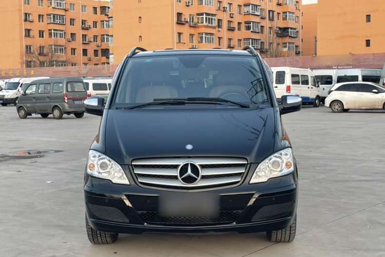 Used Mercedes-Benz Viano 2013 3.0L Navigator Edition
