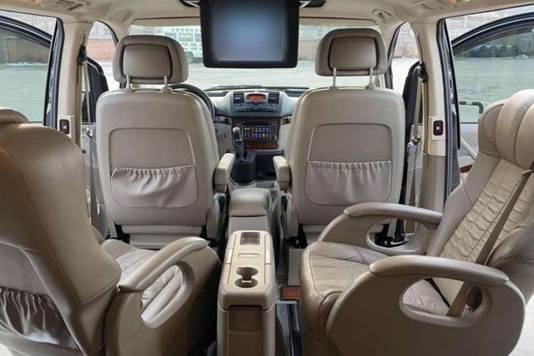 Used Mercedes-Benz Viano 2013 3.0L Navigator Edition
