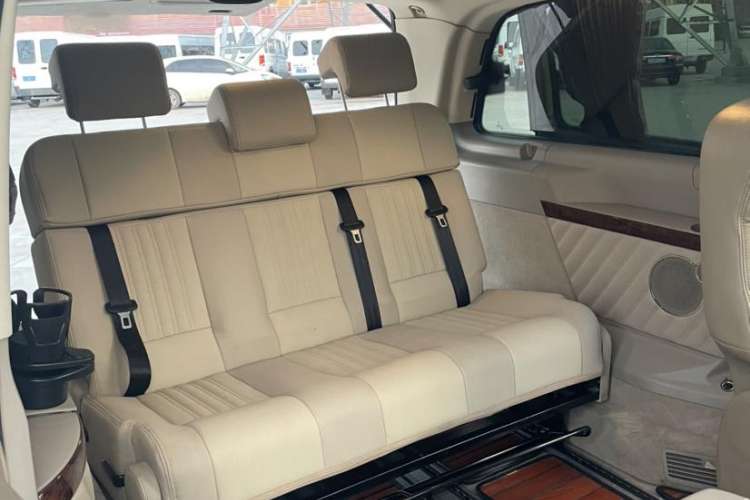 Used Mercedes-Benz Viano 2013 3.0L Navigator Edition
