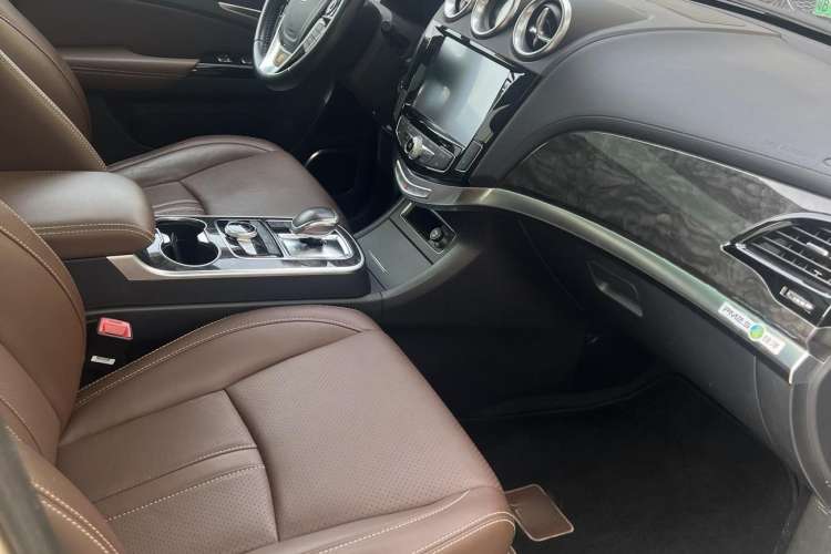 Used BYD Tang New Energy 2015 2.0T Four-Wheel-Drive Flagship Model Right Front Seat