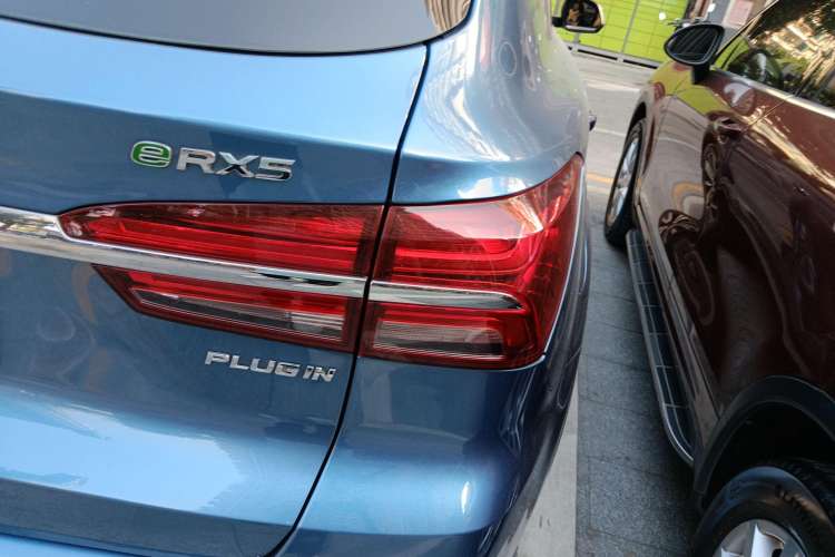 Used Roewe RX5 New Energy 2017 eRX5 50T Hybrid Connected Prestige Flagship Edition
