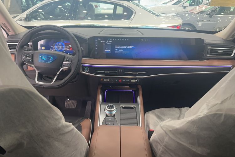 Used Ford Explorer 2023 EcoBoost 285 Four-Wheel Drive Titanium Edition 7-Seater