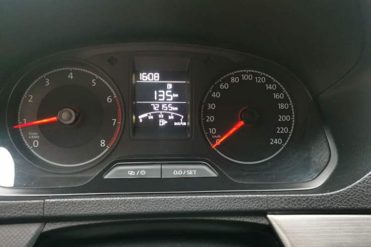 Used Volkswagen Jetta 2017 1.4L Manual Fashion Edition
