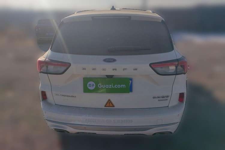 Used Ford Escape 2020 EcoBoost 245 Four-Wheel Drive Luxury Edition
