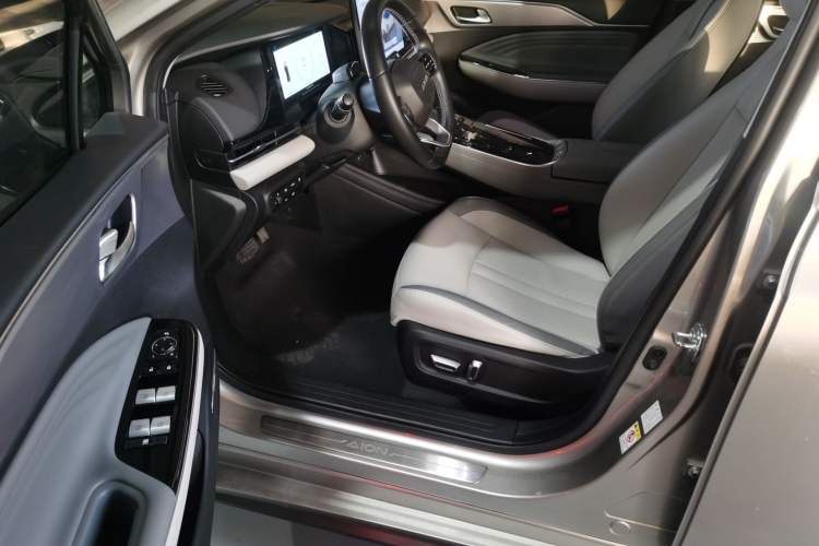 Used AION S Plus 2021 70 Tech Edition Interior 2