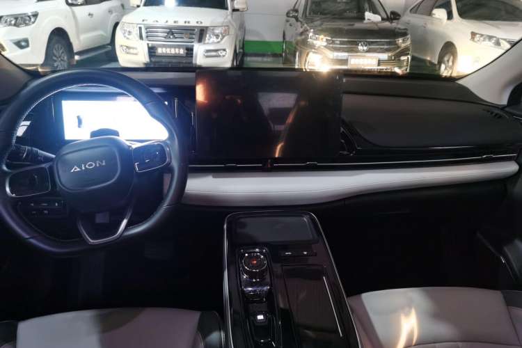 Used AION S Plus 2021 70 Tech Edition Interior 3