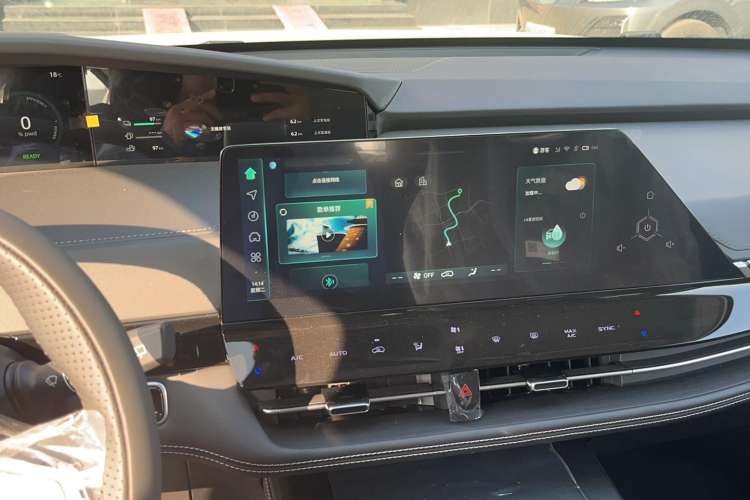 Used Changan UNI-K iDD 2023 Zhidian iDD 1.5T 135km Smart & Fun Model
