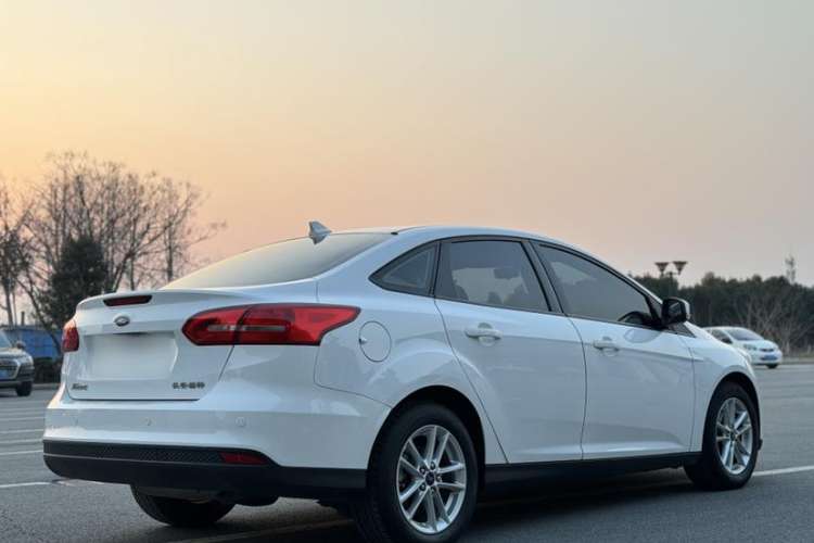 Used Ford Focus 2017 Sedan 1.6L Automatic Fashion Edition Smart Drive Version