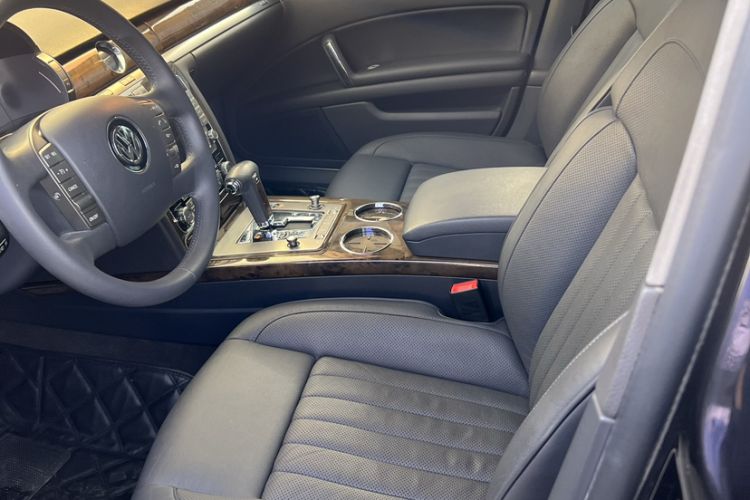 Used Volkswagen Phaeton 2012 3.0L Business Edition
